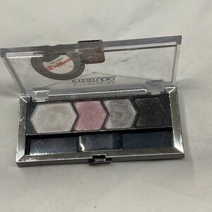 Maybelline New York Eyestudio Eyeshadow Palette - 80Pink Persuasion